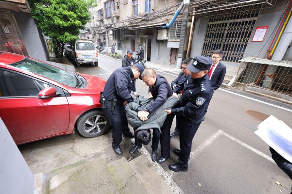 (法頭)兩天行動 十名拒執者被拘(分離(8371623)-20240329101006