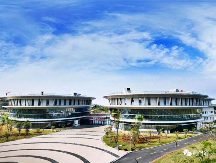 荊門通用航空職業技術學院正式掛牌